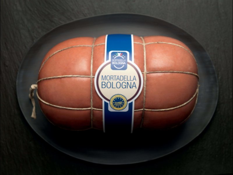 Mortadella Bologna IGP: nel 2016 prodotti 38 mln di chili