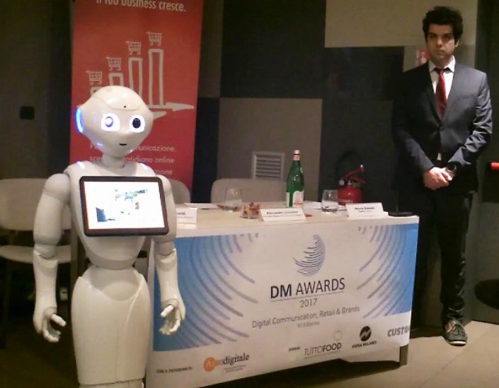 Pwc presenta ai DM Awards l'assistente alla vendita del futuro
