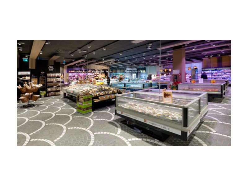 U2 Supermercato inaugura a Limbiate (MB)