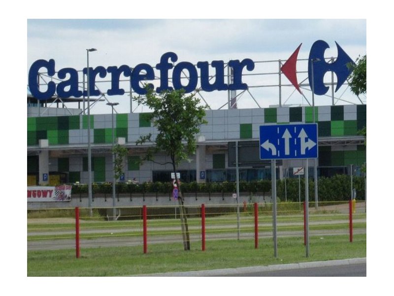 Vertenza Carrefour: gli esuberi sono 619 e interessano 32 iper su 57 totali