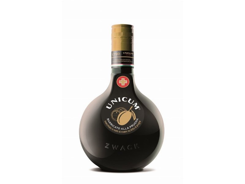 Amaro Unicum sigla accordo distribuzione con Illva Saronno