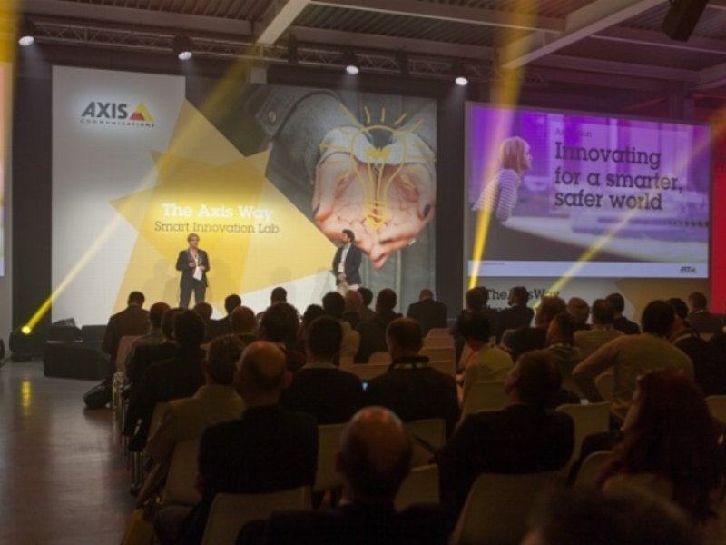 Axis Communications presenta nuove soluzioni trasversali