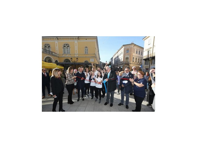 dm-drogerie-markt-inaugura-a-gorizia