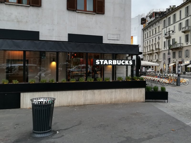 starbucks-programma-25-punti-di-vendita-a-milano