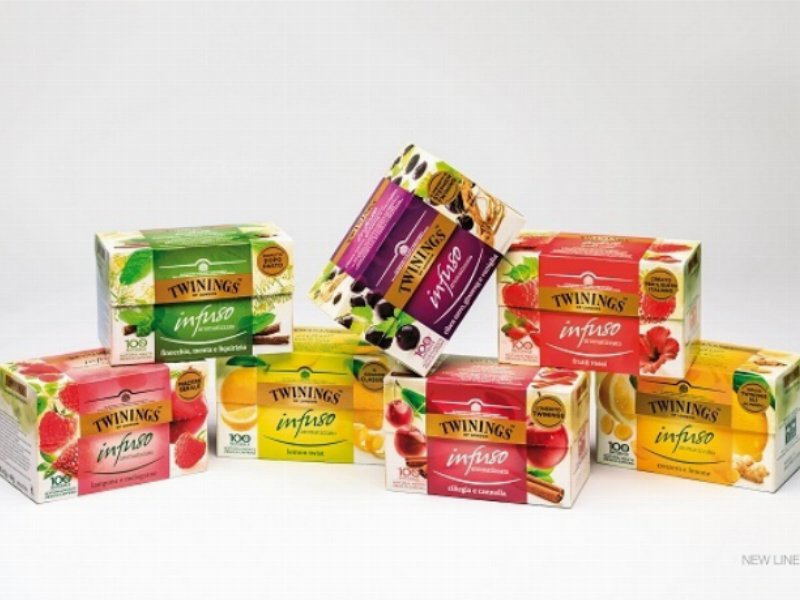 Twinings rifà il look agli Infusi