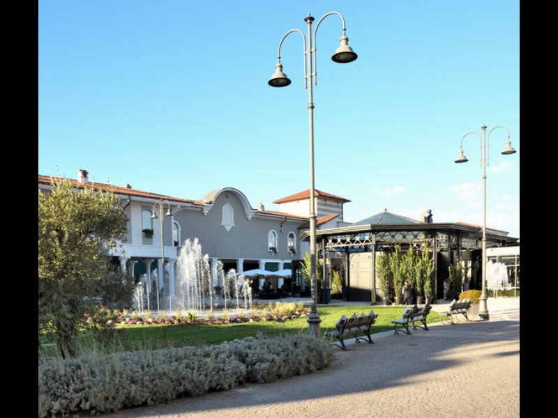 Mantova Outlet Village potenzia il food con Aromatica e Antica Focacceria Distribuzione Moderna