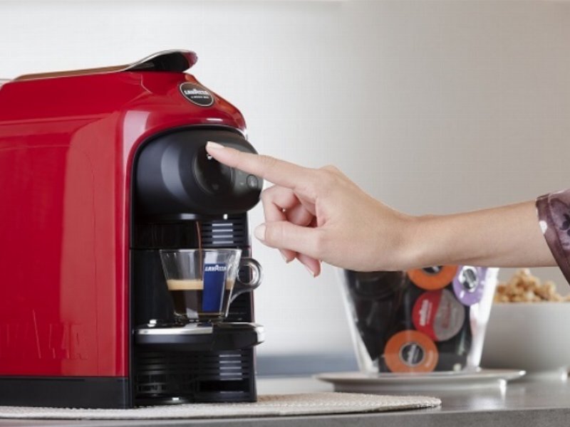 Lavazza presenta A Modo Mio Idola