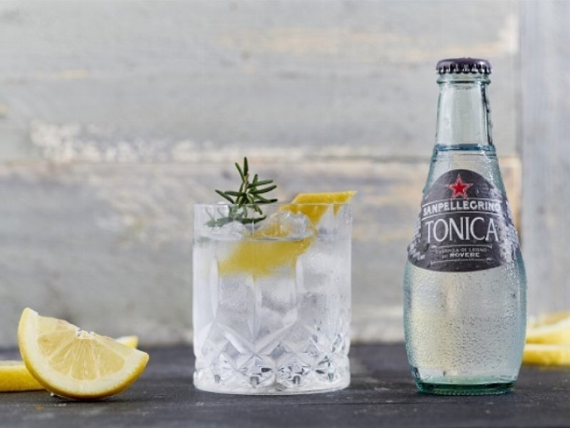 Sanpellegrino lancia la Tonica con Essenza di Legno di Rovere