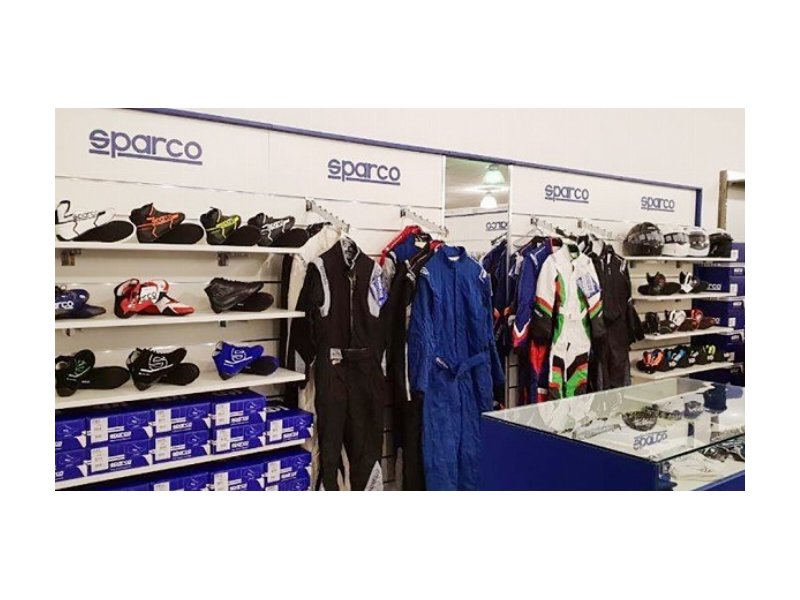 Sparco inaugura il primo concept store a Udine