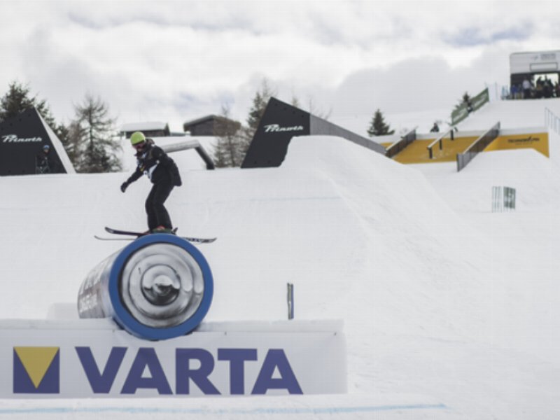 Varta scende in pista con “FIS Slopestyle World Cup”