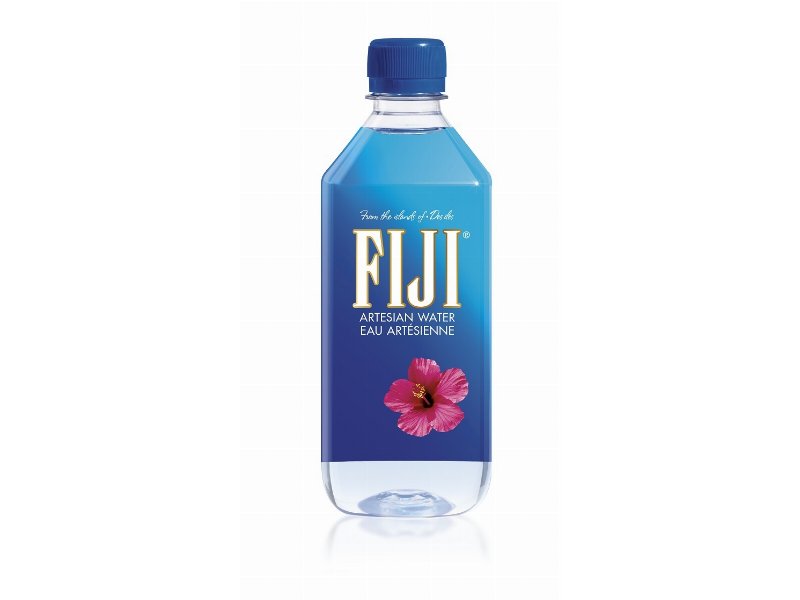 Arriva l’acqua Fiji Water