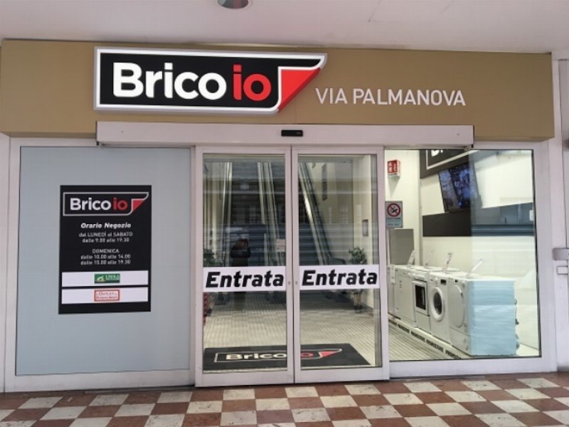 Brico io inaugura a Milano