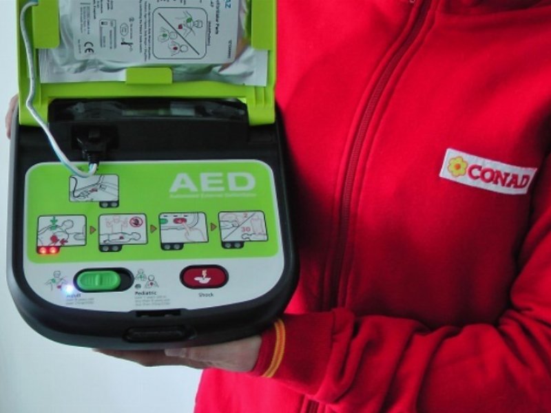 Cia-Conad installa 138 defibrillatori nei pdv