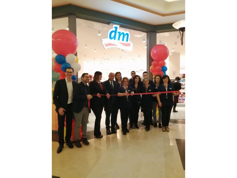 dm inaugura uno store a Trieste