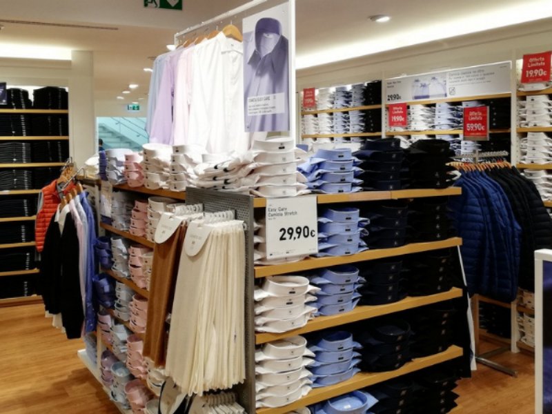 uniqlo-milano-diventa-una-realta