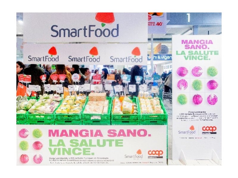 Le isole Smartfood Ieo approdano in tutta la rete di Coop Lombardia