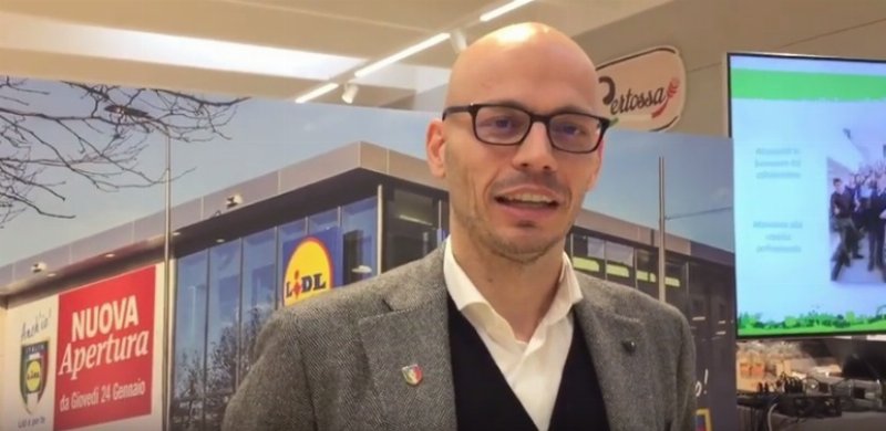 Lidl, nuovi o rinnovati ma sostenibili: l'esempio del pdv di Viale Bezzi a Milano.