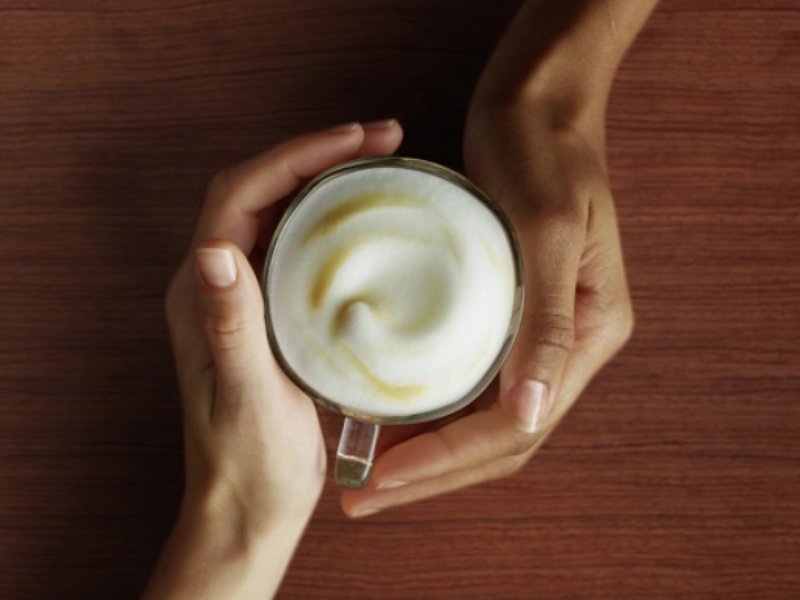 Nescafé Gold Cappuccino torna in tv