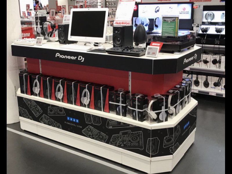 Pioneer DJ sceglie Mtrading per la distribuzione nel canale consumer