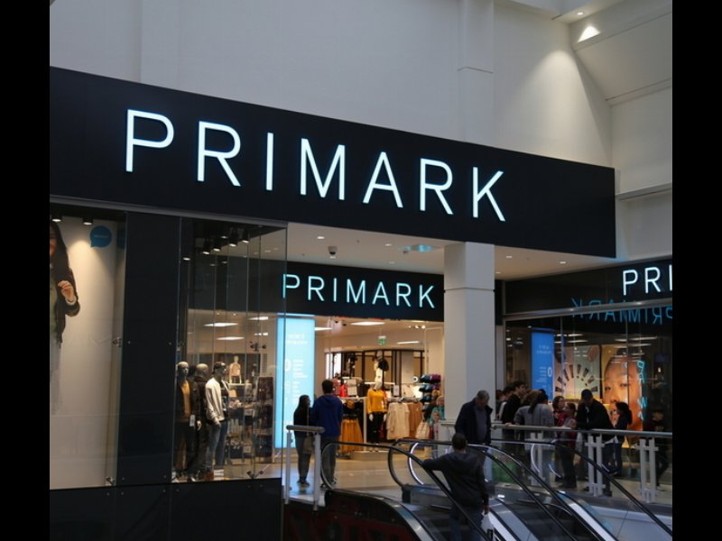 Primark si fa in tre al Fiordaliso e a Milano centro