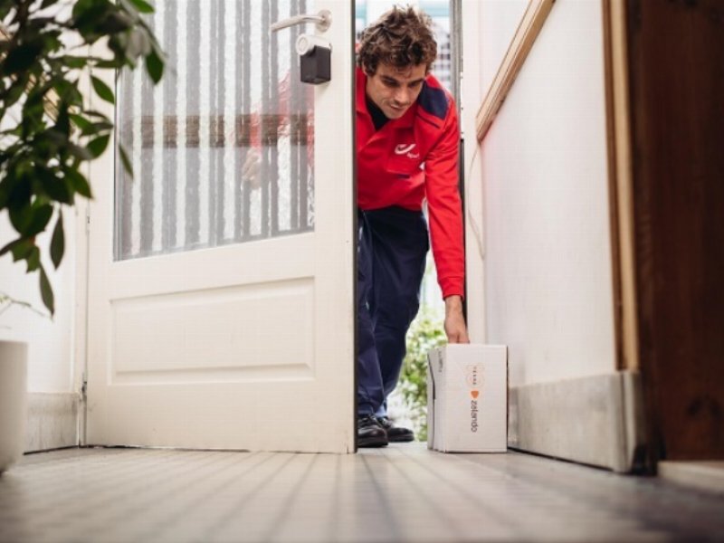 Zalando e bpost testano la tecnologia smart door