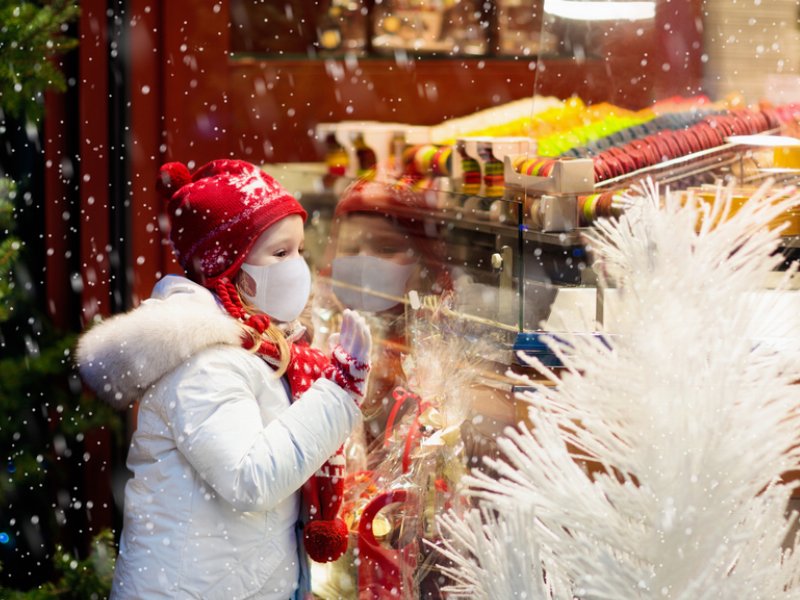 Il Natale è nei negozi anche in tempi di Covid