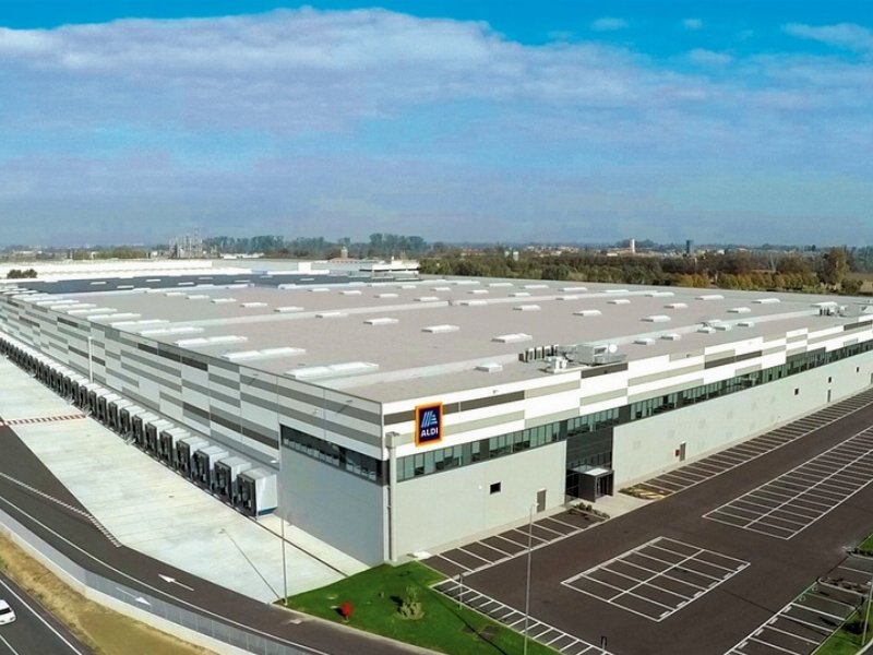 Aldi apre il nuovo centro logistico di Landriano