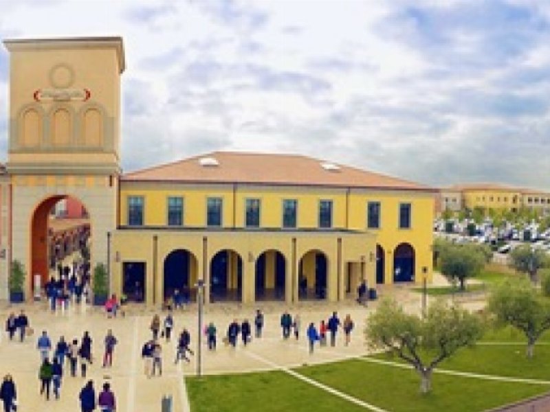 Città Sant’Angelo Outlet Village cambia gestione