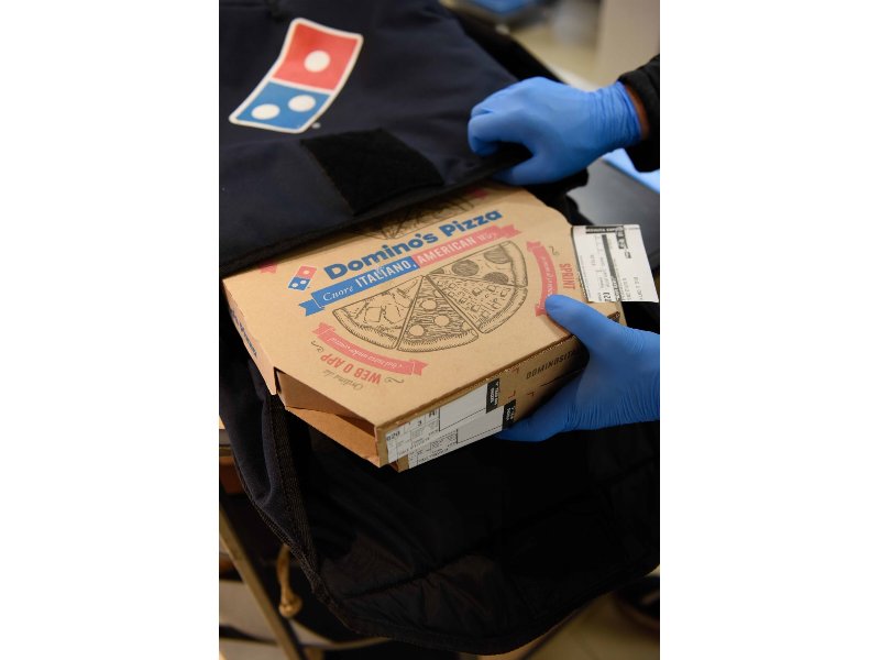 Da Domino’s Pizza il primo servizio di contactless delivery