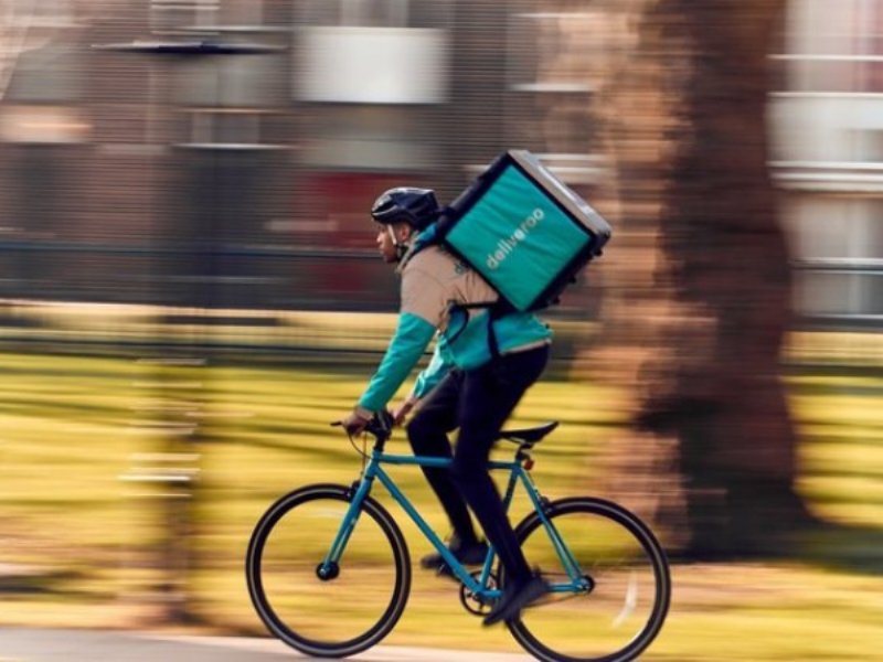 amazon-acquisira-il-16-per-cento-di-deliveroo