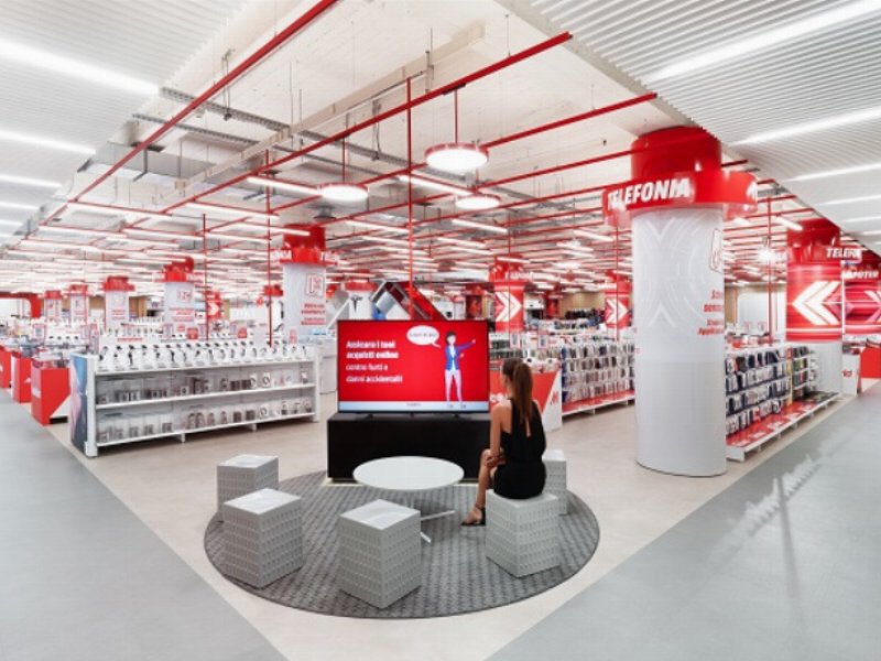 mediaworld-apre-a-milano-il-primo-tech-village