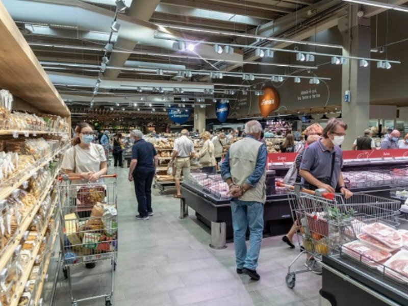 spazio-conad-apre-nel-milanese