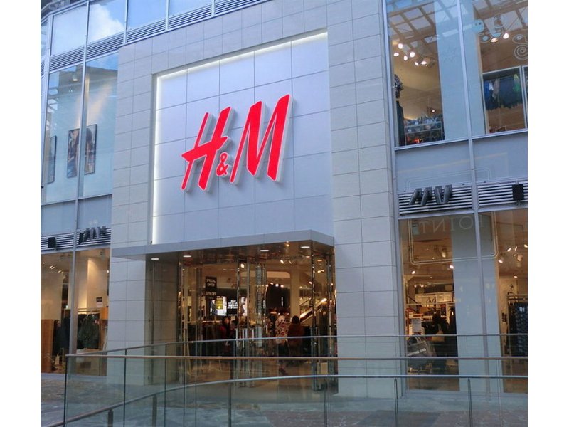 H&M si prepara a chiudere 7 punti di vendita in Italia