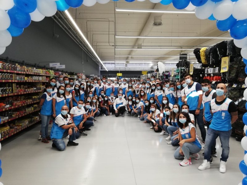 Decathlon inaugura nel centro commerciale I Fenicotteri a Cagliari