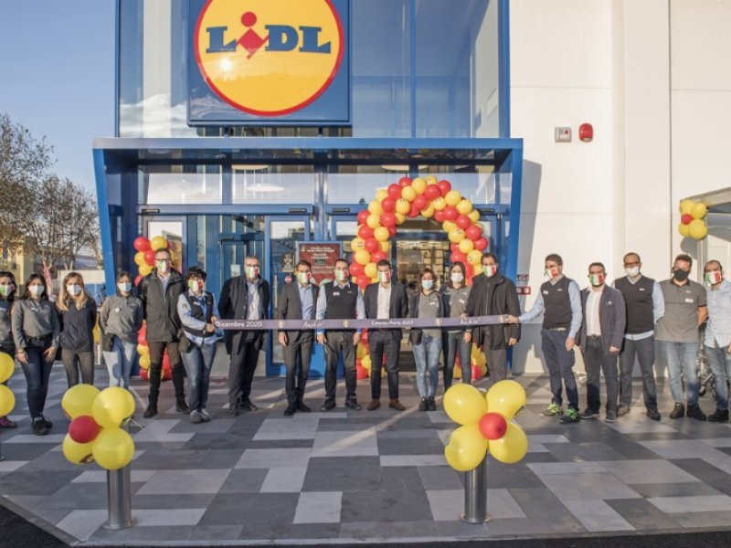 Lidl: tris di aperture