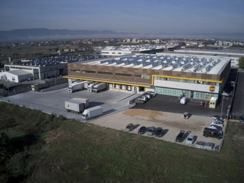 Ups inaugura un centro logistico in Toscana