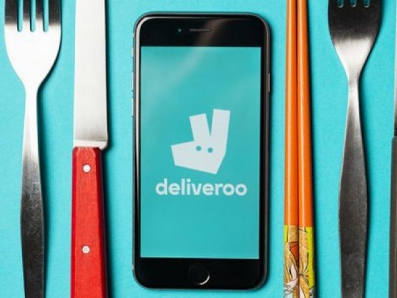 Deliveroo, crescono ordini plastic-free: 88% senza posate usa e getta