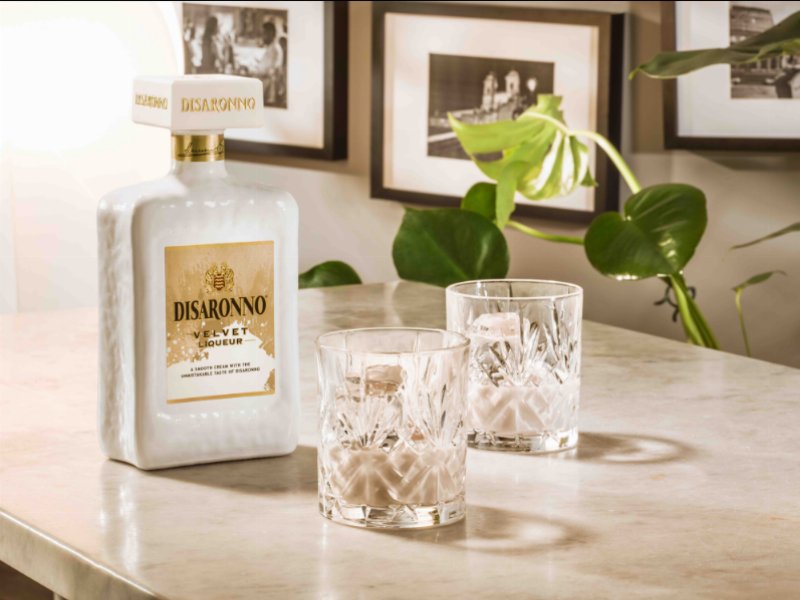 Disaronno Velvet, il vero ‘must have’ delle feste