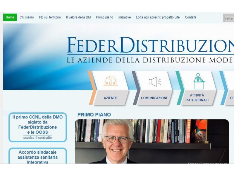 Federdistribuzione e Coripet: siglato un protocollo per l'’installazione di eco-compattatori