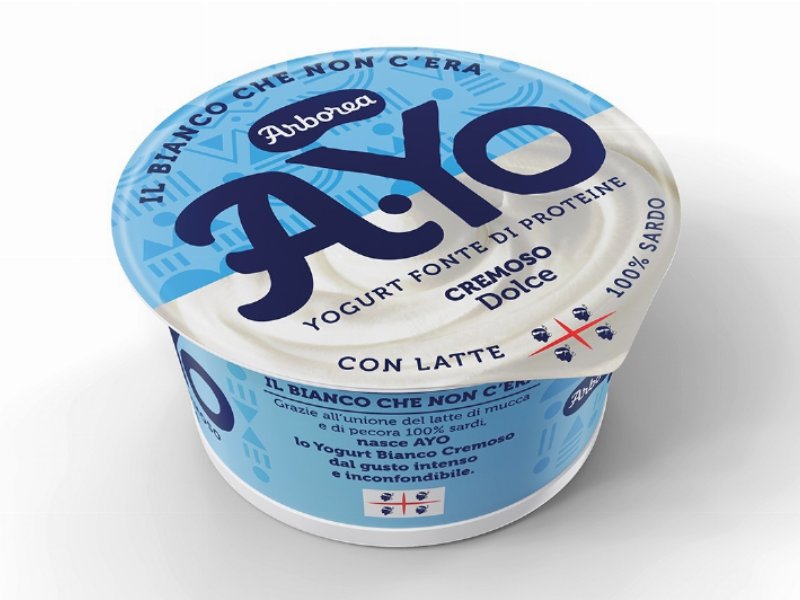 a-star-yo-la-gamma-di-yogurt-bianco-che-innova-la-categoria-e-piace-ai-white-lover