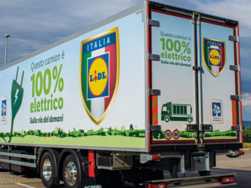 Lidl si dota del primo veicolo industriale elettrico: frutto della sinergia con Scania e LC3 trasporti