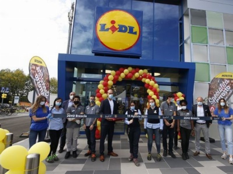    Lidl: taglio del nastro a Brescia