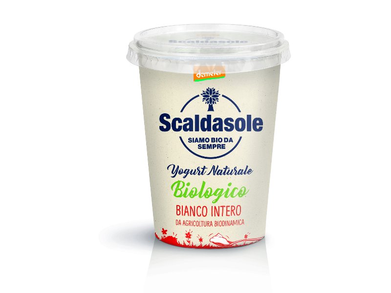 Lo yogurt Biodinamico di Scaldasole cambia look