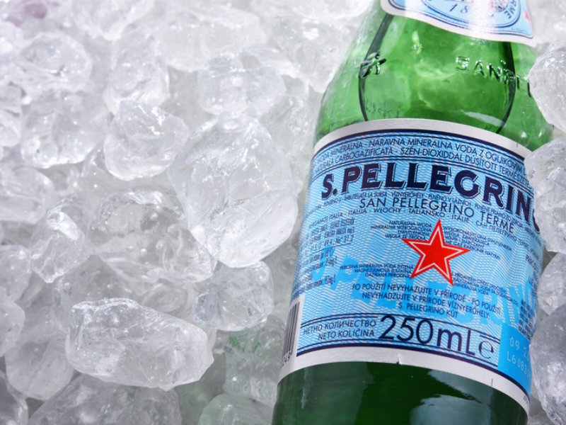 Sanpellegrino contiene le perdite del fuori casa