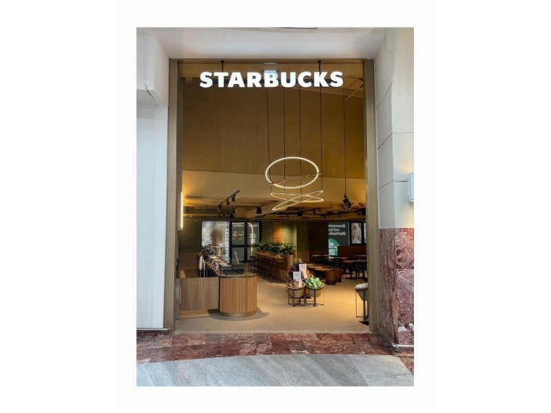 Starbucks apre il suo primo negozio in Toscana