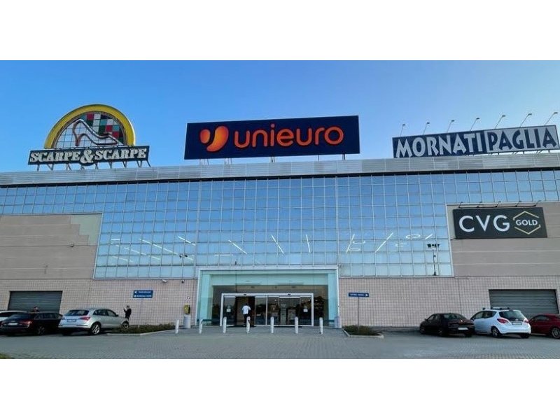 Unieuro inaugura a Limbiate il flagship store ex-Galimberti