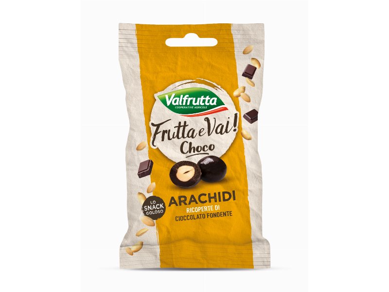 Valfrutta frutta e Vai! Choco: si allarga la gamma con le arachidi ricoperte di cioccolato