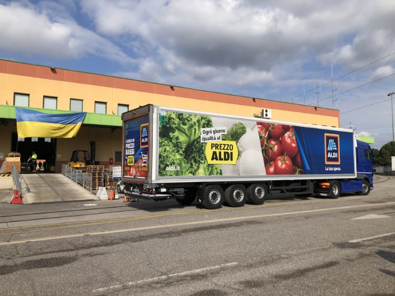 Aldi Italia al fianco della popolazione ucraina