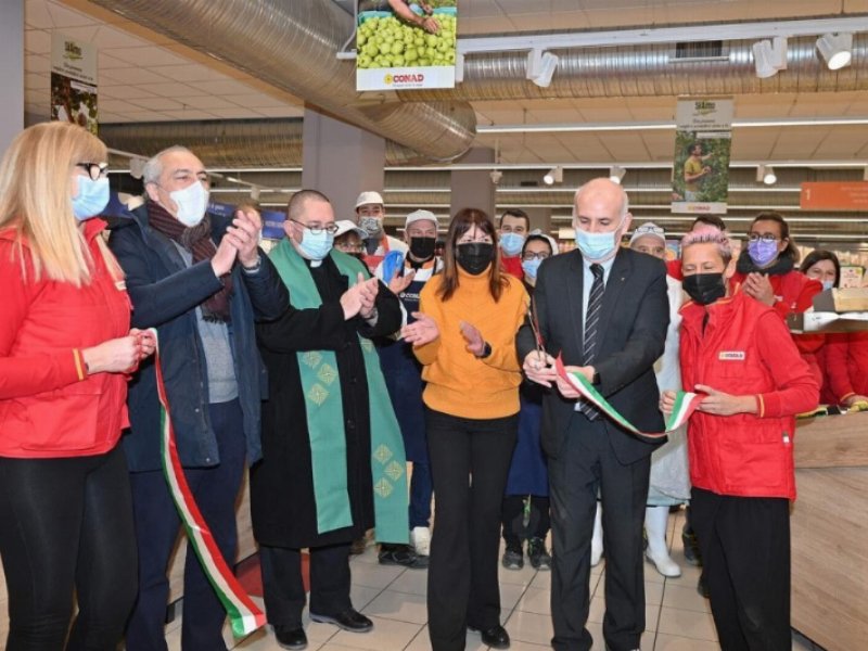 Conad Domio di Trieste riapre dopo una fase di ristrutturazione