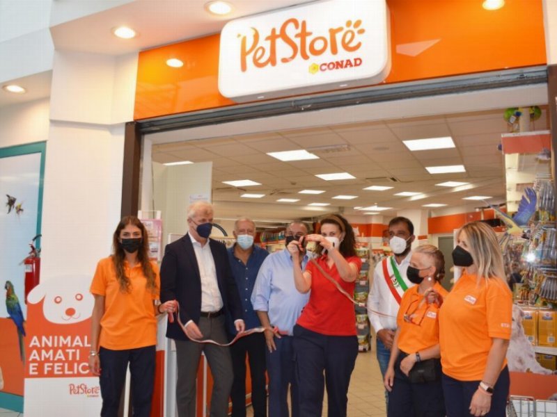 Conad, inaugurato il primo PetStore della Garfagnana